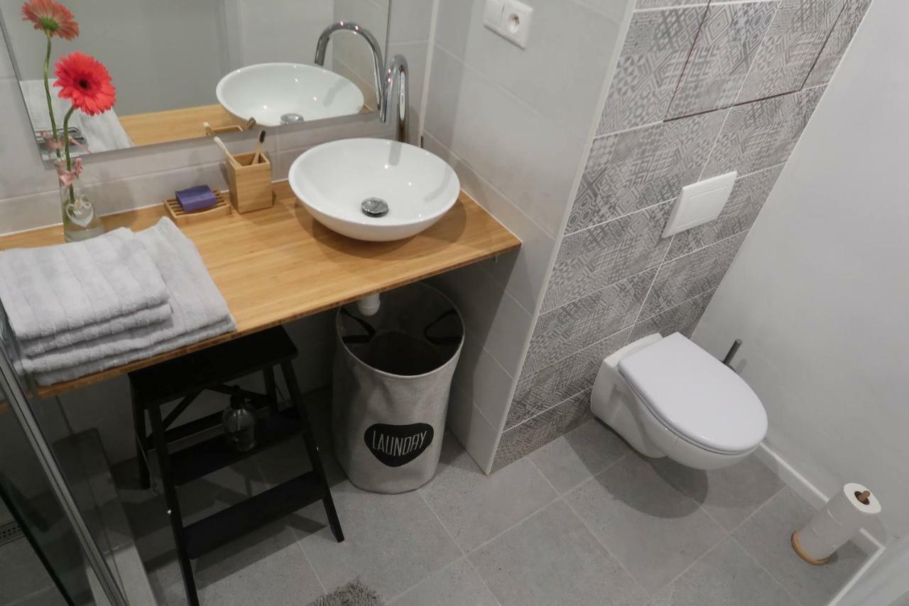 Hniezdo V Raji 1 - Luxurious Apartment 3 Min Walk To City Center Spisska Nova Ves Exterior photo